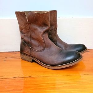 Levi's Boho Leather Boots